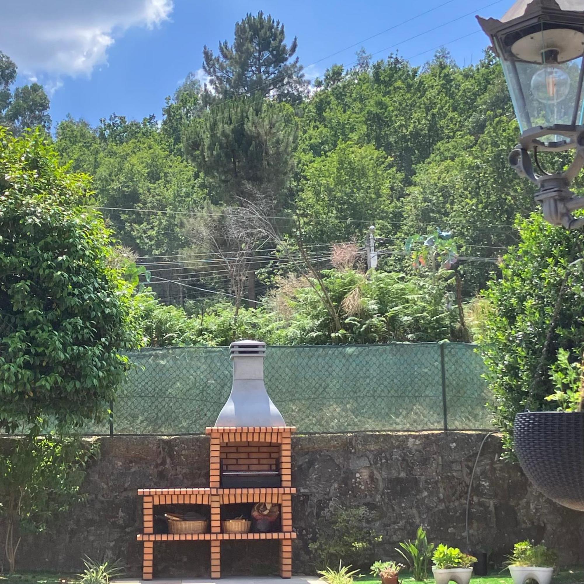 Bergui Guesthouse - Em Guimaraes Desde 2017 Kültér fotó