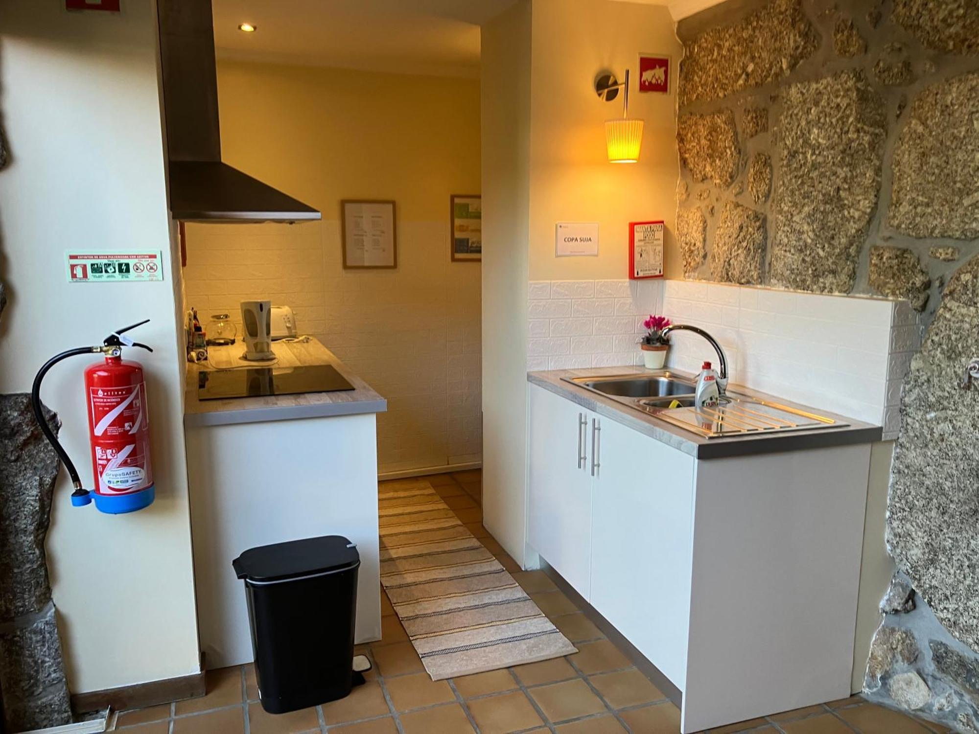 Bergui Guesthouse - Em Guimaraes Desde 2017 Kültér fotó