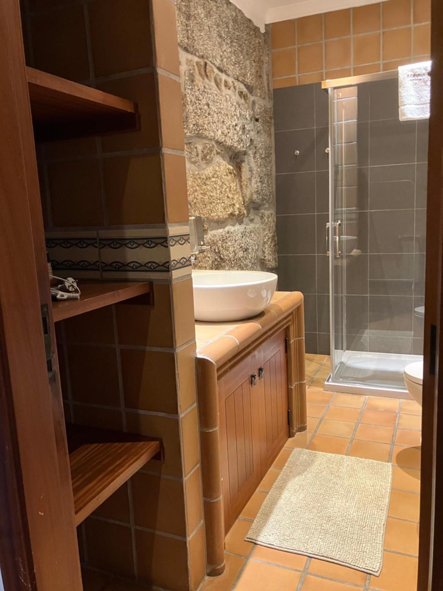 Bergui Guesthouse - Em Guimaraes Desde 2017 Kültér fotó